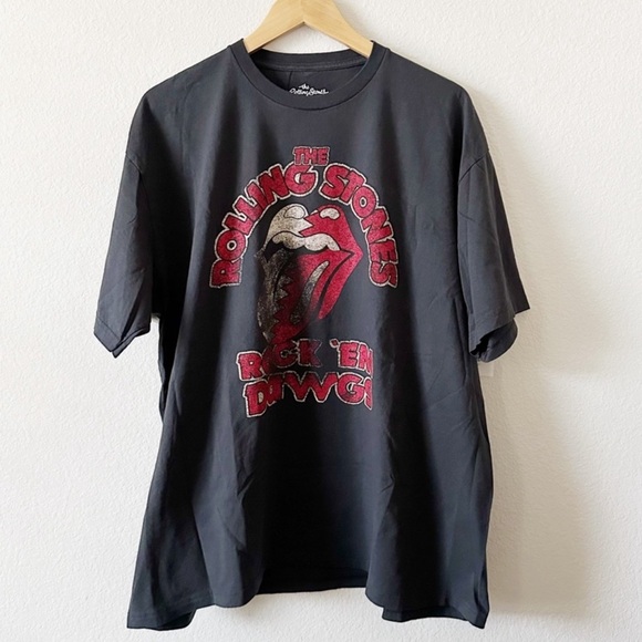 LivyLu Tops - The Rolling Stones Rock ‘Em Dawgs Graphic Tee